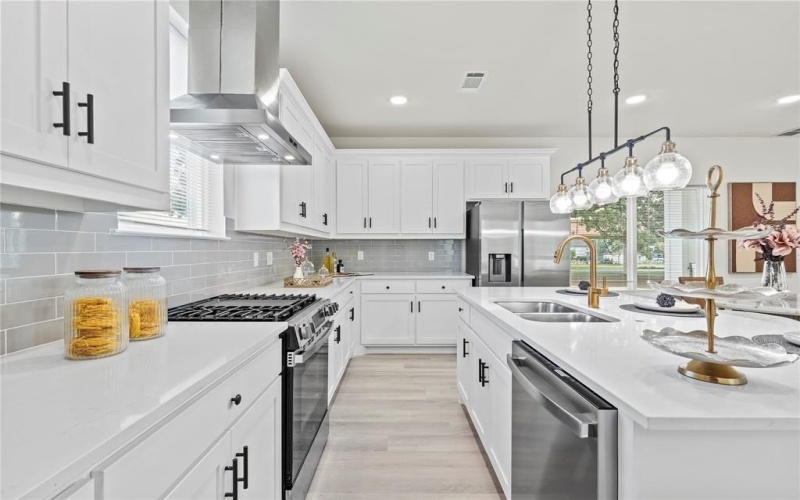 5115 Hohen Avenue, Dallas, TX 75215, 3 Bedrooms Bedrooms, ,3 BathroomsBathrooms,Residential,For Sale,5115 Hohen Avenue,20973516