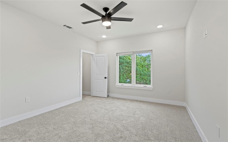 5115 Hohen Avenue, Dallas, TX 75215, 3 Bedrooms Bedrooms, ,3 BathroomsBathrooms,Residential,For Sale,5115 Hohen Avenue,20973516