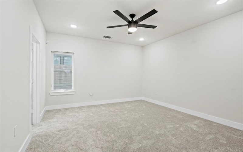 5115 Hohen Avenue, Dallas, TX 75215, 3 Bedrooms Bedrooms, ,3 BathroomsBathrooms,Residential,For Sale,5115 Hohen Avenue,20973516