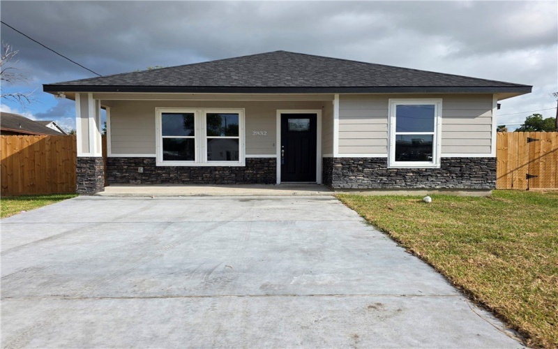 2832 Highland Avenue, Corpus Christi, TX 78405, 3 Bedrooms Bedrooms, ,2 BathroomsBathrooms,Residential,For Sale,2832 Highland Avenue,449146