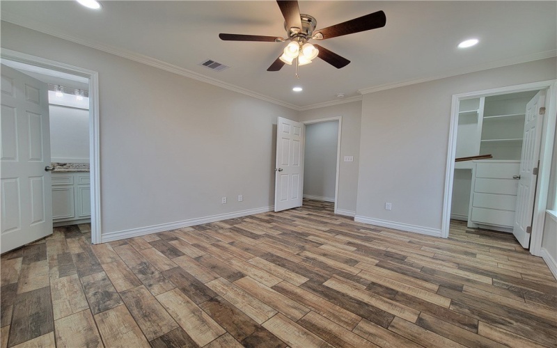 2832 Highland Avenue, Corpus Christi, TX 78405, 3 Bedrooms Bedrooms, ,2 BathroomsBathrooms,Residential,For Sale,2832 Highland Avenue,449146