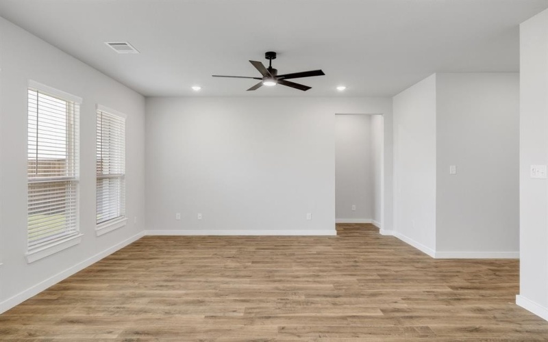 7024-7026 Guilford Court, Midlothian, TX 76065, 8 Bedrooms Bedrooms, ,5 BathroomsBathrooms,Residential Multi Family,For Sale,7024-7026 Guilford Court,20973613