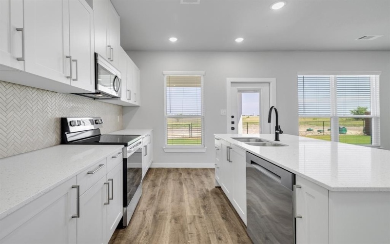 7024-7026 Guilford Court, Midlothian, TX 76065, 8 Bedrooms Bedrooms, ,5 BathroomsBathrooms,Residential Multi Family,For Sale,7024-7026 Guilford Court,20973613