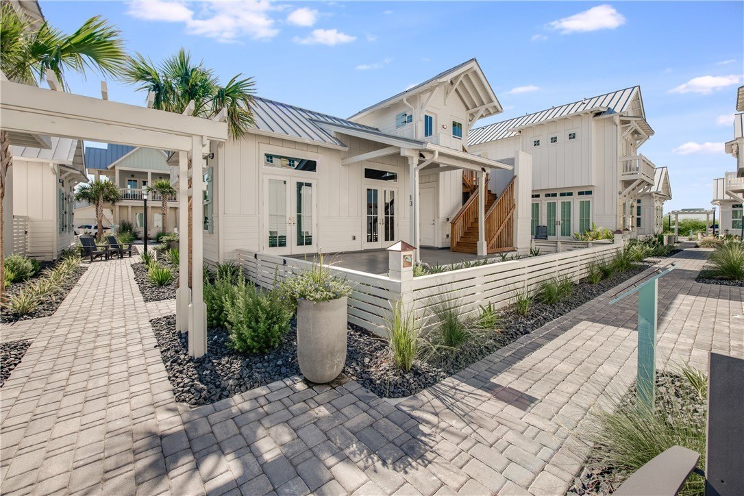 673 Center Square S unit: 13 #13, Port Aransas, TX 78373, 2 Bedrooms Bedrooms, ,2 BathroomsBathrooms,Residential,For Sale,673 Center Square S unit: 13,449174