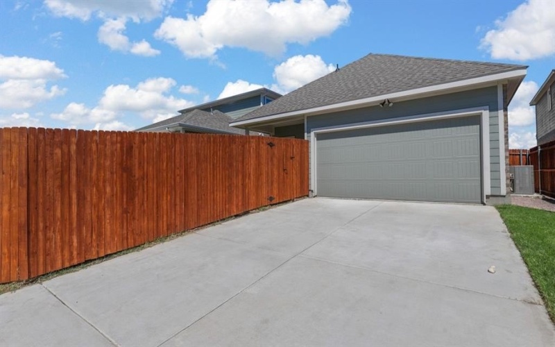 6632 WINDFALL Drive, Fort Worth, TX 76135, 3 Bedrooms Bedrooms, ,2 BathroomsBathrooms,Residential,For Sale,6632 WINDFALL Drive,0,20973682