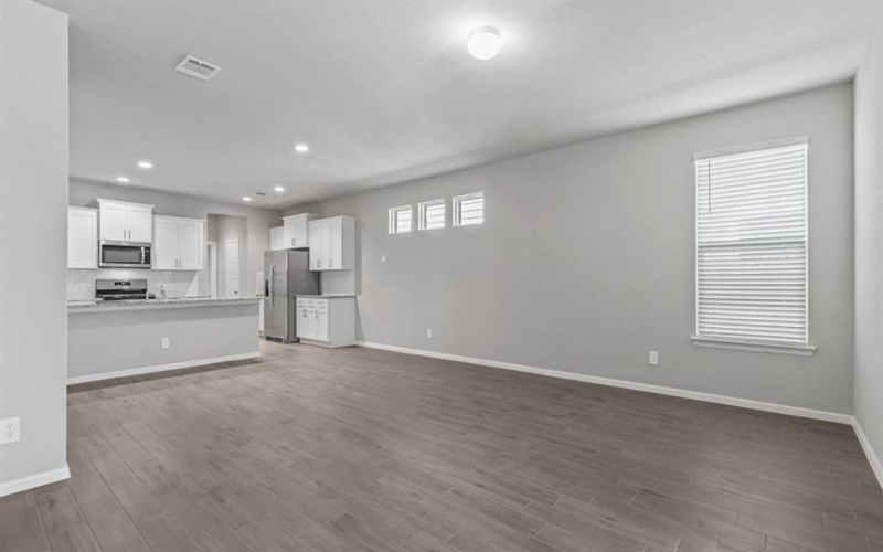 6632 WINDFALL Drive, Fort Worth, TX 76135, 3 Bedrooms Bedrooms, ,2 BathroomsBathrooms,Residential,For Sale,6632 WINDFALL Drive,0,20973682