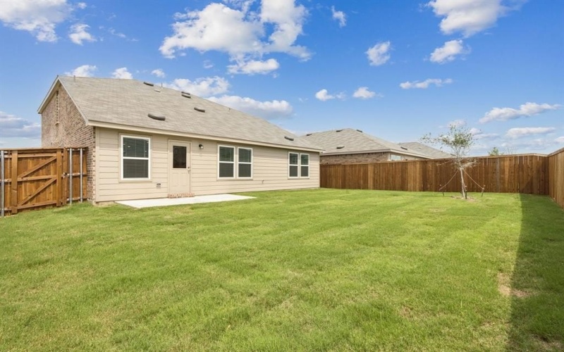 14034 Ladbroke Street, Pilot Point, TX 76258, 4 Bedrooms Bedrooms, ,2 BathroomsBathrooms,Residential,For Sale,14034 Ladbroke Street,0,20973712