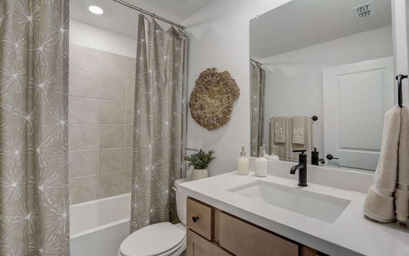 310 Trillium Street, Oak Point, TX 75068, 5 Habitaciones Habitaciones , ,5 BañosBaños,Residential,En Venta,310 Trillium Street,20974147