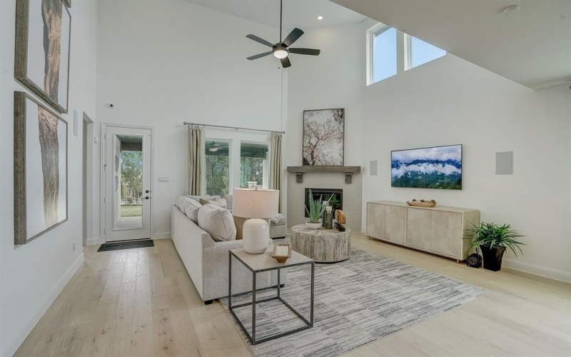 310 Trillium Street, Oak Point, TX 75068, 5 Habitaciones Habitaciones , ,5 BañosBaños,Residential,En Venta,310 Trillium Street,20974147