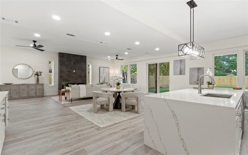 4128 Pluto Street, Dallas, TX 75212, 3 Habitaciones Habitaciones , ,3 BañosBaños,Residential,En Venta,4128 Pluto Street,20974276