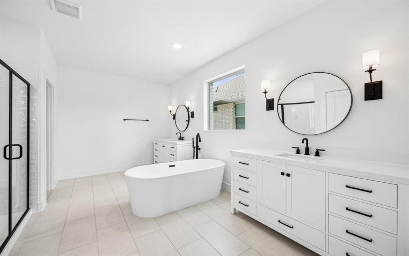 752 Emerald Heights, Lavon, TX 75166, 4 Bedrooms Bedrooms, ,3 BathroomsBathrooms,Residential,For Sale,752 Emerald Heights,0,20974399