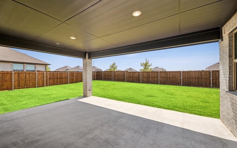 752 Emerald Heights, Lavon, TX 75166, 4 Bedrooms Bedrooms, ,3 BathroomsBathrooms,Residential,For Sale,752 Emerald Heights,0,20974399