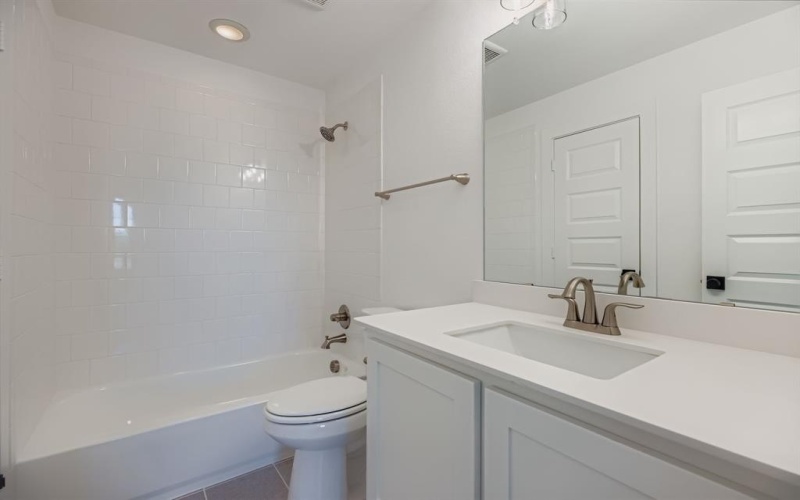 2109 Ten Mile Creek Court, Celina, TX 75009, 4 Habitaciones Habitaciones , ,5 BañosBaños,Residential,En Venta,2109 Ten Mile Creek Court,0,20974404