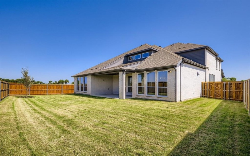 2109 Ten Mile Creek Court, Celina, TX 75009, 4 Habitaciones Habitaciones , ,5 BañosBaños,Residential,En Venta,2109 Ten Mile Creek Court,0,20974404