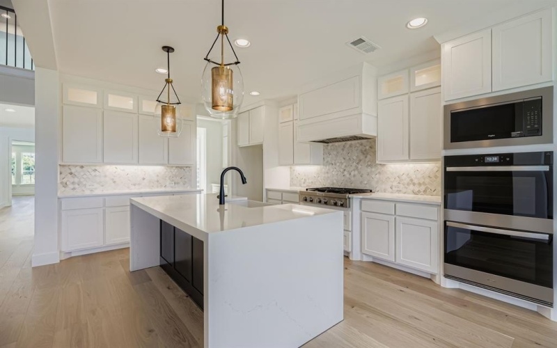 2109 Ten Mile Creek Court, Celina, TX 75009, 4 Habitaciones Habitaciones , ,5 BañosBaños,Residential,En Venta,2109 Ten Mile Creek Court,0,20974404