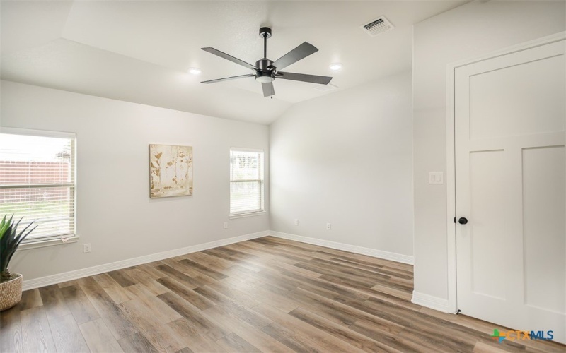 1006 Winchester Drive, Nolanville, TX 76559, 5 Bedrooms Bedrooms, ,3 BathroomsBathrooms,Residential,For Sale,1006 Winchester Drive,583422