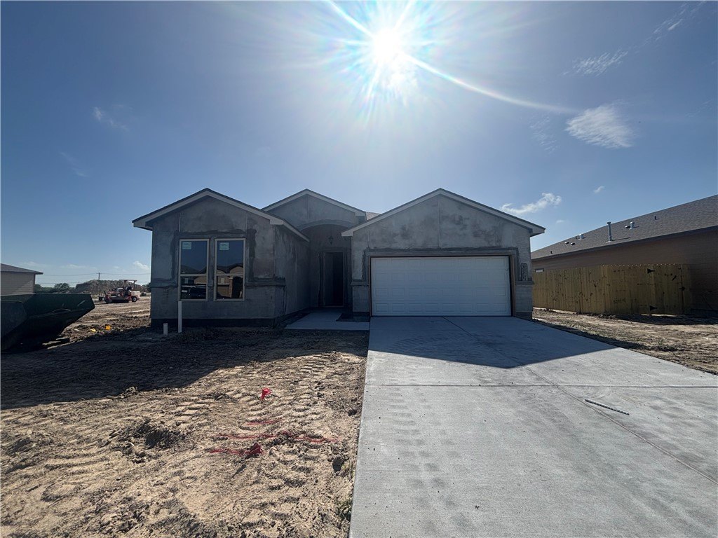 114 Guadalupe Palm Circle, Portland, TX 78374, 4 Habitaciones Habitaciones , ,2 BañosBaños,Residential,En Venta,114 Guadalupe Palm Circle,460825