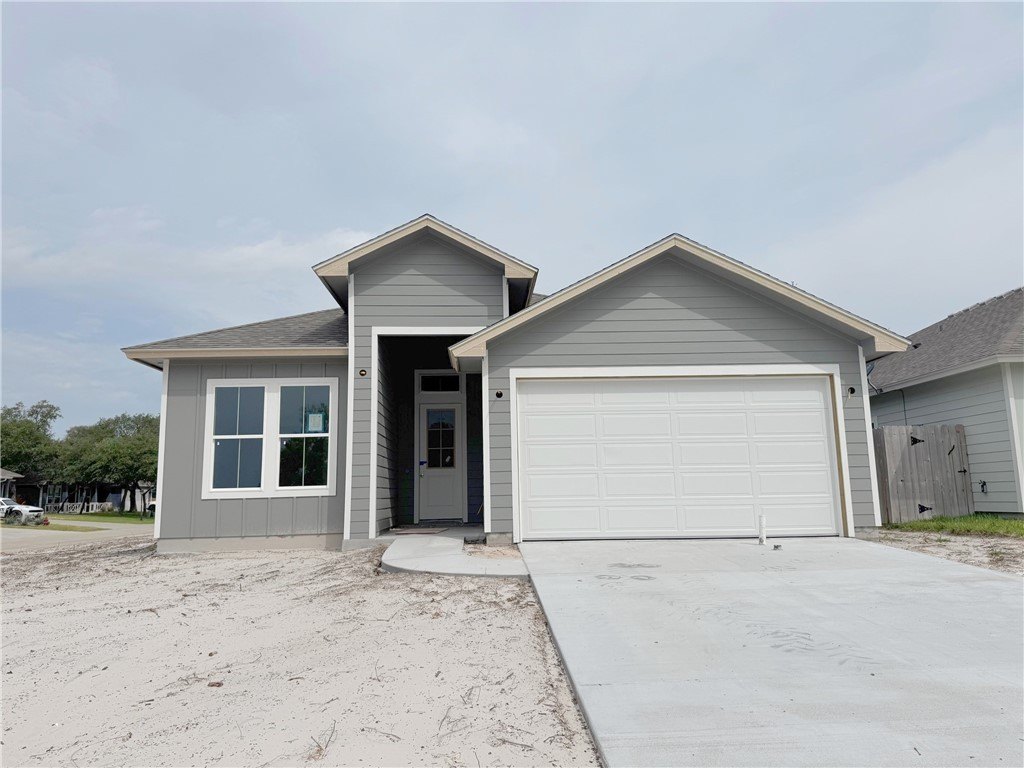 101 Broad Oak Drive, Rockport, TX 78382, 4 Bedrooms Bedrooms, ,2 BathroomsBathrooms,Residential,For Sale,101 Broad Oak Drive,460857