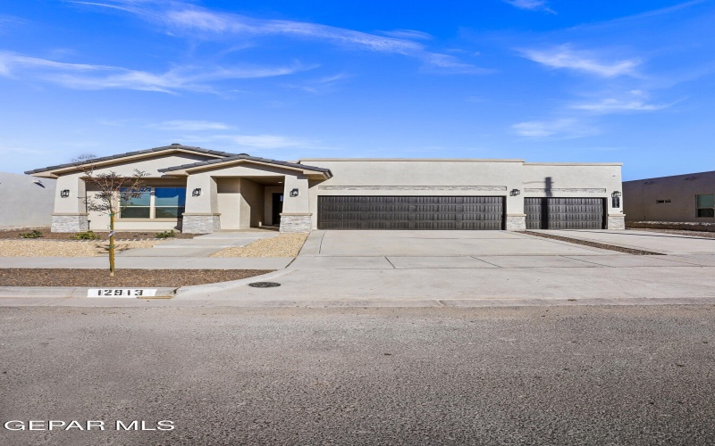 12913 SHAWBURY Drive, El Paso, TX 79928, 4 Habitaciones Habitaciones , ,2 BañosBaños,Residential,En Venta,12913 SHAWBURY Drive,924881