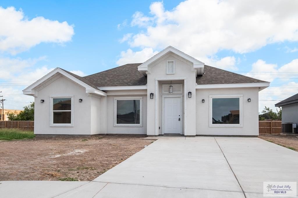 43886 RED VALLEY AVE, BROWNSVILLE, TX 78521, 3 Bedrooms Bedrooms, ,2 BathroomsBathrooms,Residential,For Sale,43886 RED VALLEY AVE,29766153
