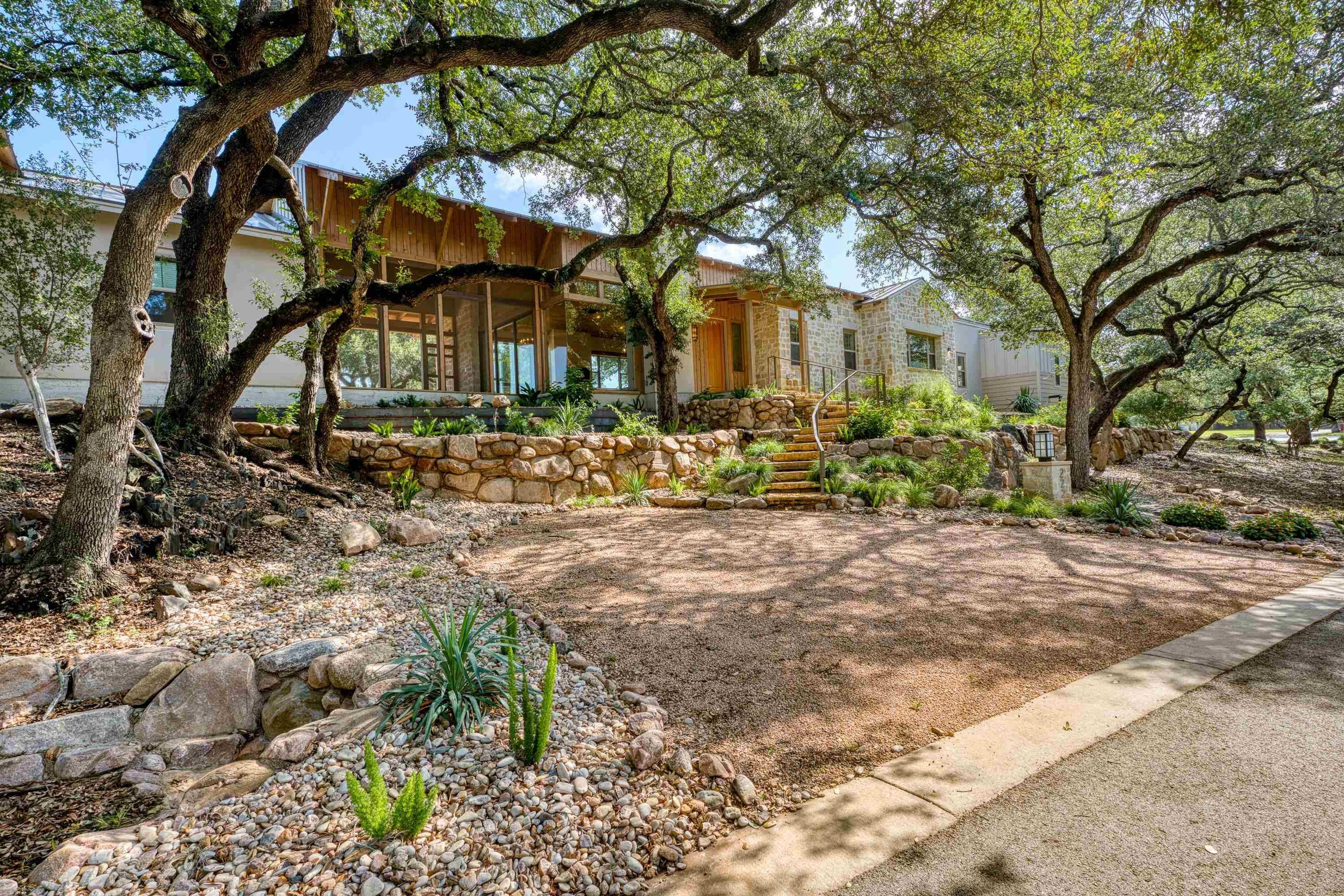 222 Sun Ray, Horseshoe Bay, TX 78657, 3 Bedrooms Bedrooms, ,2 BathroomsBathrooms,Residential,For Sale,222 Sun Ray,173922