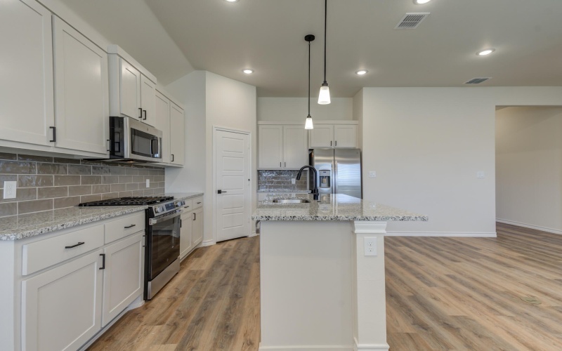 7018 25th Street, Lubbock, TX 79407, 3 Habitaciones Habitaciones , ,2 BañosBaños,Residential,En Venta,7018 25th Street,202556575