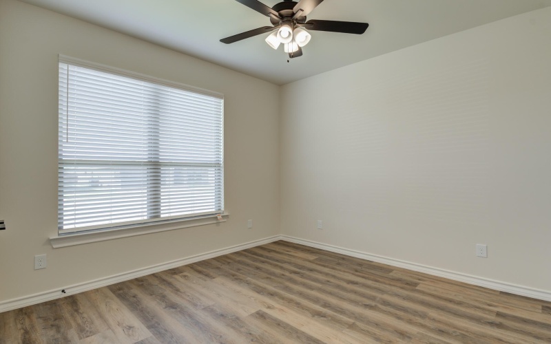 7018 25th Street, Lubbock, TX 79407, 3 Habitaciones Habitaciones , ,2 BañosBaños,Residential,En Venta,7018 25th Street,202556575