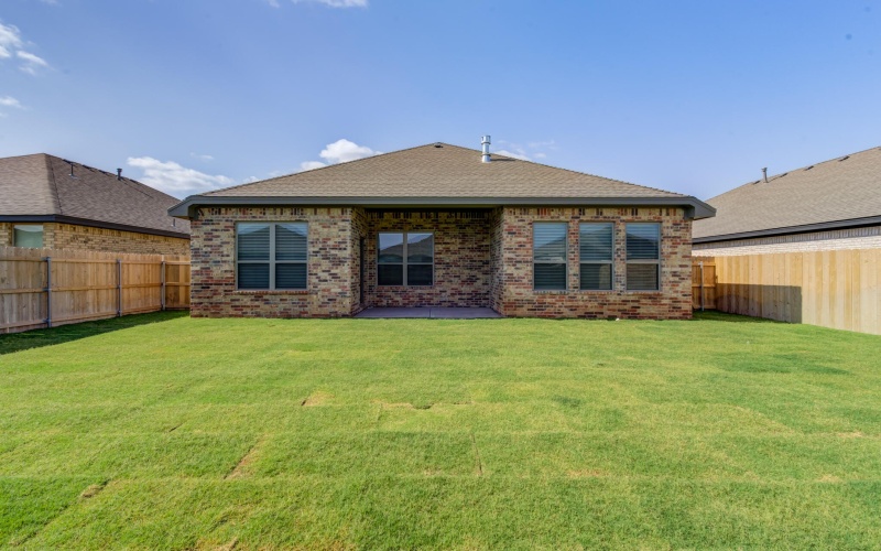 7018 25th Street, Lubbock, TX 79407, 3 Habitaciones Habitaciones , ,2 BañosBaños,Residential,En Venta,7018 25th Street,202556575