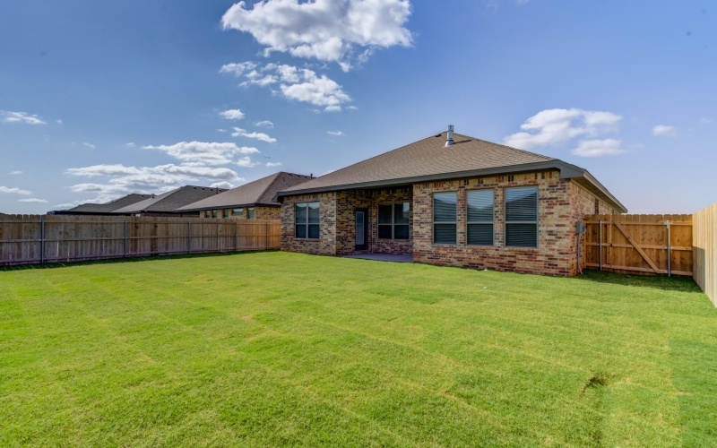 7018 25th Street, Lubbock, TX 79407, 3 Habitaciones Habitaciones , ,2 BañosBaños,Residential,En Venta,7018 25th Street,202556575