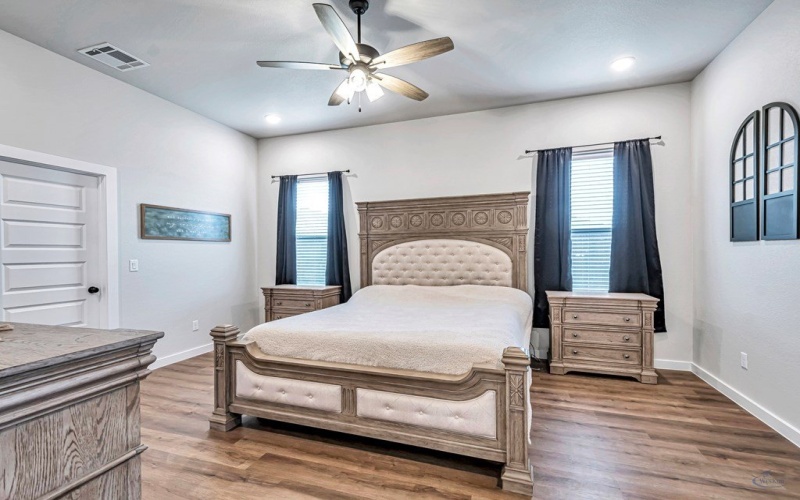 300 Farmstead Lane, Odessa, TX 79765, 4 Bedrooms Bedrooms, ,2 BathroomsBathrooms,Residential,For Sale,300 Farmstead Lane,161068
