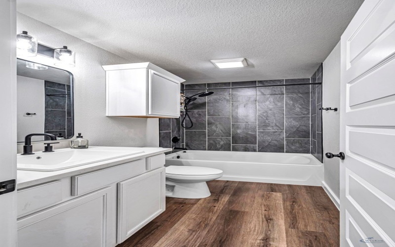 300 Farmstead Lane, Odessa, TX 79765, 4 Bedrooms Bedrooms, ,2 BathroomsBathrooms,Residential,For Sale,300 Farmstead Lane,161068