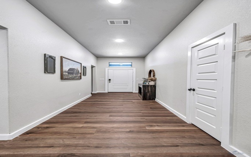 300 Farmstead Lane, Odessa, TX 79765, 4 Bedrooms Bedrooms, ,2 BathroomsBathrooms,Residential,For Sale,300 Farmstead Lane,161068