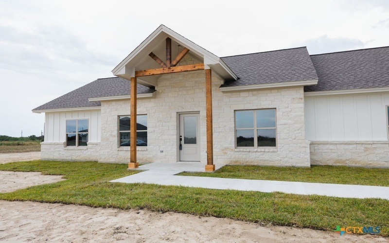 156 Essence Drive, Victoria, TX 77904, 3 Habitaciones Habitaciones , ,2 BañosBaños,Residential,En Venta,156 Essence Drive,0,583965