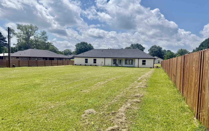 450 Ann St, Kilgore, TX 75662, 3 Bedrooms Bedrooms, ,2 BathroomsBathrooms,Residential,For Sale,450 Ann St,20254274