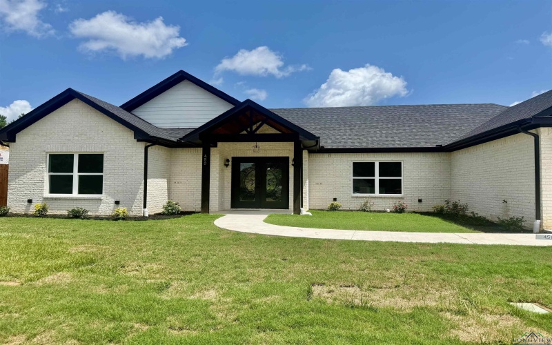 450 Ann St, Kilgore, TX 75662, 3 Bedrooms Bedrooms, ,2 BathroomsBathrooms,Residential,For Sale,450 Ann St,20254274