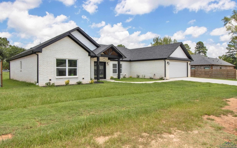 450 Ann St, Kilgore, TX 75662, 3 Bedrooms Bedrooms, ,2 BathroomsBathrooms,Residential,For Sale,450 Ann St,20254274
