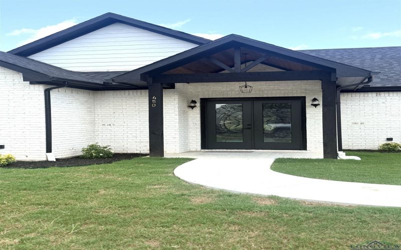 450 Ann St, Kilgore, TX 75662, 3 Bedrooms Bedrooms, ,2 BathroomsBathrooms,Residential,For Sale,450 Ann St,20254274