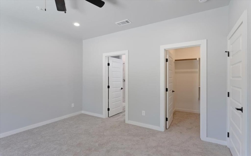 1305 Mill Street #4, Gainesville, TX 76240, 8 Bedrooms Bedrooms, ,8 BathroomsBathrooms,Residential Multi Family,For Sale,1305 Mill Street,20890426