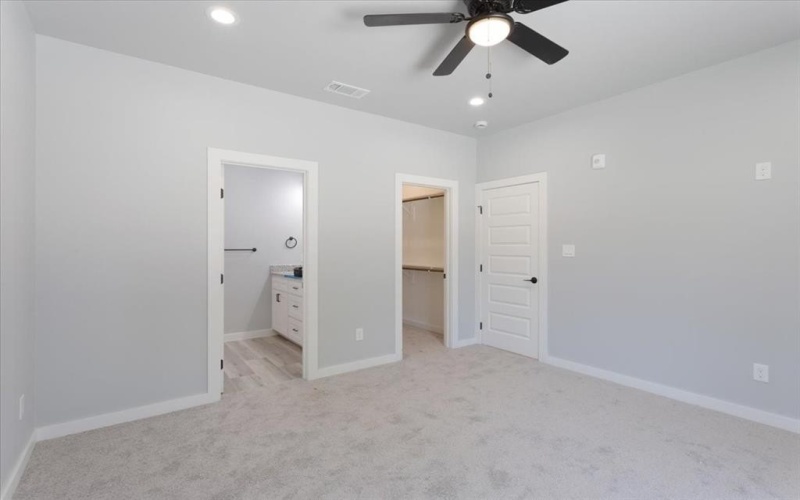 1305 Mill Street #4, Gainesville, TX 76240, 8 Bedrooms Bedrooms, ,8 BathroomsBathrooms,Residential Multi Family,For Sale,1305 Mill Street,20890426
