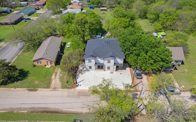1305 Mill Street #4, Gainesville, TX 76240, 8 Bedrooms Bedrooms, ,8 BathroomsBathrooms,Residential Multi Family,For Sale,1305 Mill Street,20890426