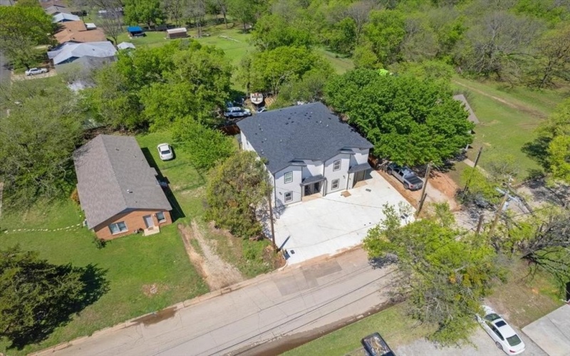 1305 Mill Street #4, Gainesville, TX 76240, 8 Bedrooms Bedrooms, ,8 BathroomsBathrooms,Residential Multi Family,For Sale,1305 Mill Street,20890426