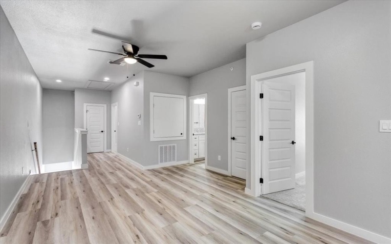 1305 Mill Street #4, Gainesville, TX 76240, 8 Bedrooms Bedrooms, ,8 BathroomsBathrooms,Residential Multi Family,For Sale,1305 Mill Street,20890426
