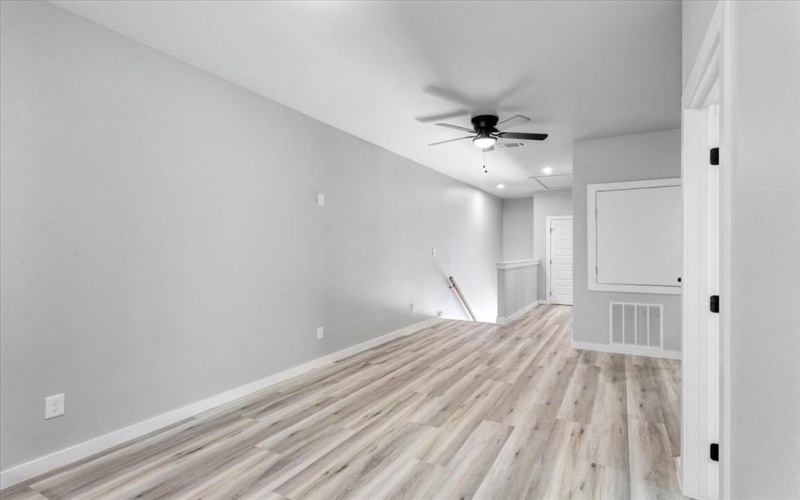 1305 Mill Street #4, Gainesville, TX 76240, 8 Bedrooms Bedrooms, ,8 BathroomsBathrooms,Residential Multi Family,For Sale,1305 Mill Street,20890426