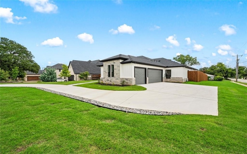 7900 Turner Drive, North Richland Hills, TX 76182, 4 Habitaciones Habitaciones , ,3 BañosBaños,Residential,En Venta,7900 Turner Drive,20949455