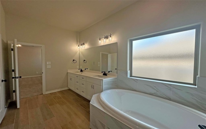 402 Juniper Drive, Troy, TX 76579, 3 Bedrooms Bedrooms, ,2 BathroomsBathrooms,Residential,For Sale,402 Juniper Drive,20959941