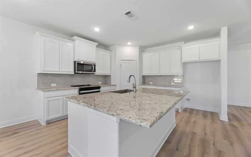 2109 Briarwood Drive, Bridgeport, TX 76426, 4 Habitaciones Habitaciones , ,2 BañosBaños,Residential,En Venta,2109 Briarwood Drive,0,20975309