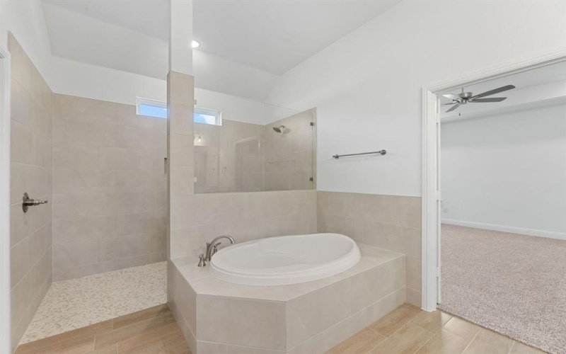 2109 Briarwood Drive, Bridgeport, TX 76426, 4 Habitaciones Habitaciones , ,2 BañosBaños,Residential,En Venta,2109 Briarwood Drive,0,20975309