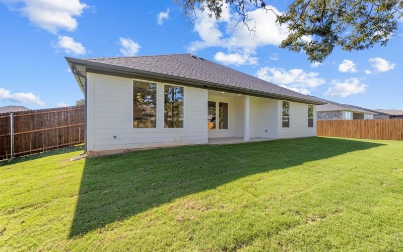 2109 Briarwood Drive, Bridgeport, TX 76426, 4 Habitaciones Habitaciones , ,2 BañosBaños,Residential,En Venta,2109 Briarwood Drive,0,20975309