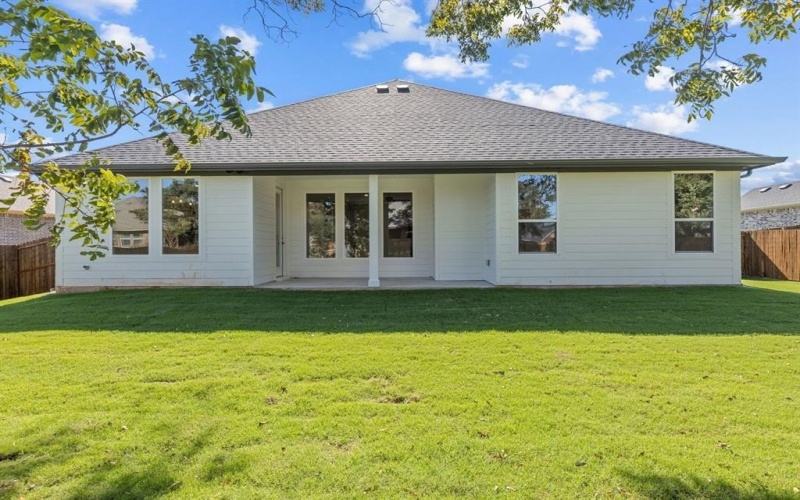 2109 Briarwood Drive, Bridgeport, TX 76426, 4 Habitaciones Habitaciones , ,2 BañosBaños,Residential,En Venta,2109 Briarwood Drive,0,20975309