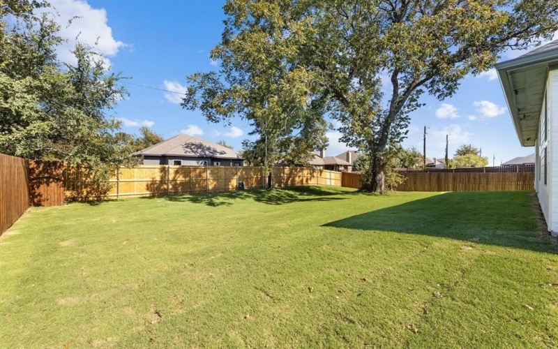 2109 Briarwood Drive, Bridgeport, TX 76426, 4 Habitaciones Habitaciones , ,2 BañosBaños,Residential,En Venta,2109 Briarwood Drive,0,20975309